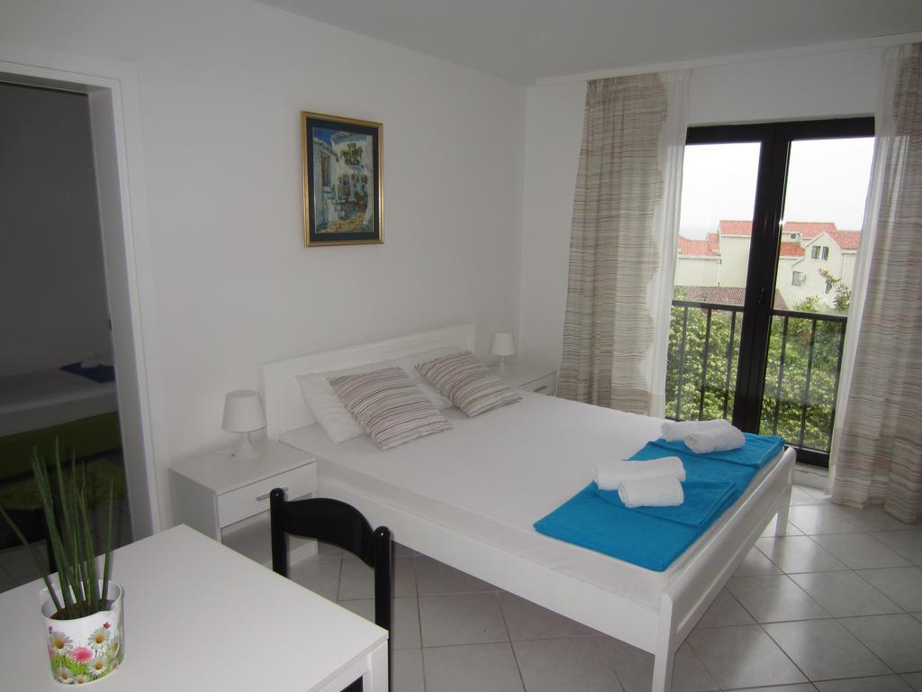 Apartments Minja Nerin Petrovac Екстер'єр фото