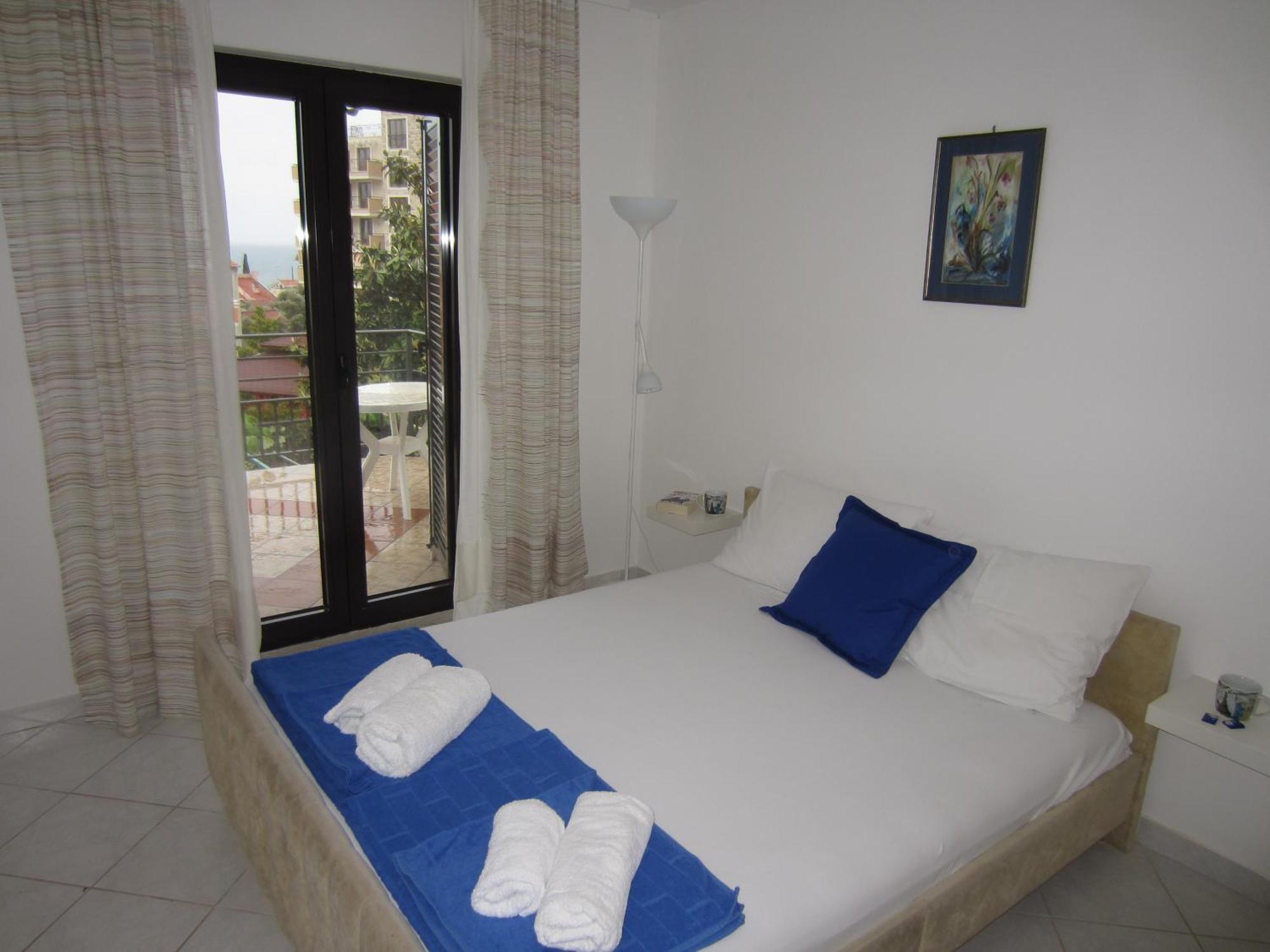 Apartments Minja Nerin Petrovac Екстер'єр фото