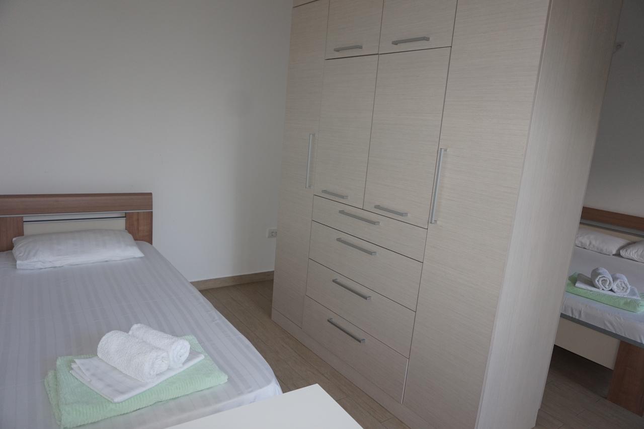 Apartments Minja Nerin Petrovac Екстер'єр фото